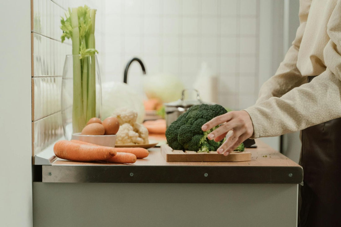 Minder voedselverspilling in de keuken: zo helpt een voedseldroger